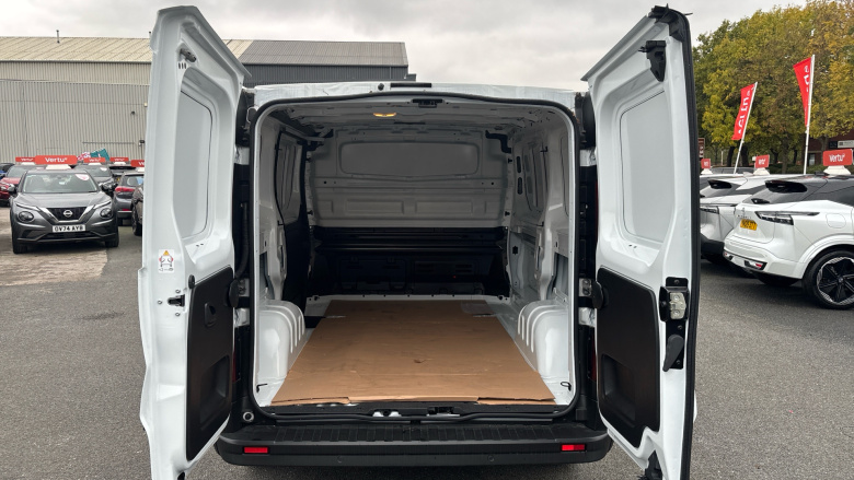 Nissan Primastar 30 L1 Diesel 2.0 dCi 110ps H1 Acenta Van